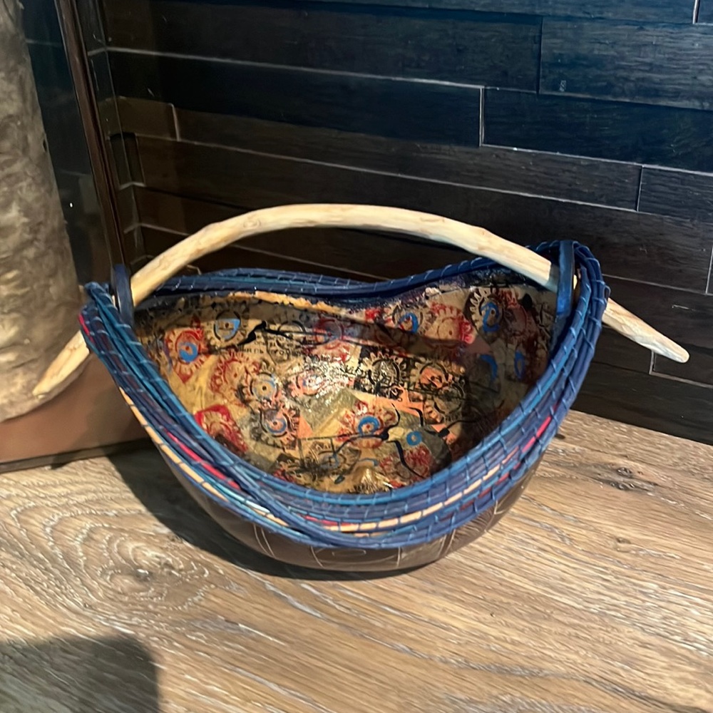 Coconut art Basket hand made.
